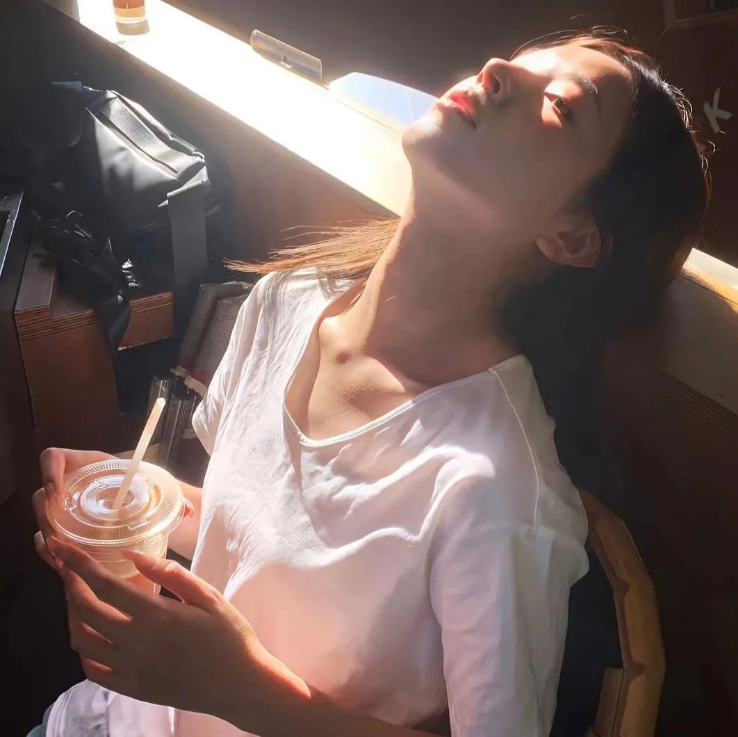 恶魔与深蓝海