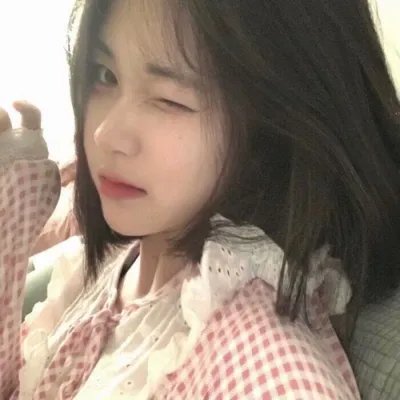 黑珍珠艾曼妞